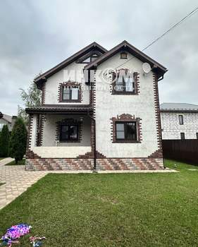 Дом 128м², 2-этажный, участок 8 сот.  