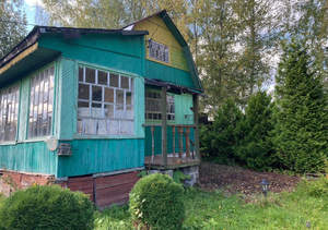 Дом 30м², 2-этажный, участок 6 сот.  