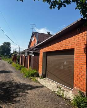 Дом 240м², 2-этажный, участок 6 сот.  