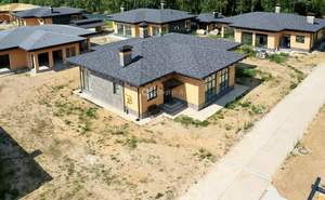 Дом 220м&sup2;, 1-этажный, участок 9 сот.  