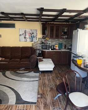 Дом 240м², 2-этажный, участок 6 сот.  