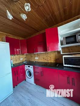 Дом 70м&sup2;, 2-этажный, участок 6 сот.  