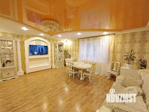 Дом 438м², 2-этажный, участок 9 сот.  