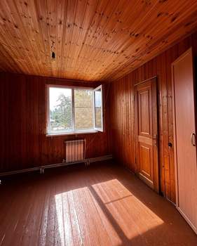 Дом 70м², 2-этажный, участок 6 сот.  