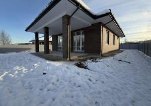 Дом 137м&sup2;, 1-этажный, участок 10 сот.  