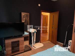 Дом 100м&sup2;, 2-этажный, участок 5 сот.  