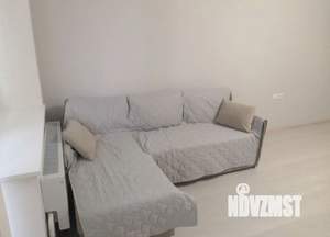 Студия квартира, на длительный срок, 33м2, 4/17 этаж