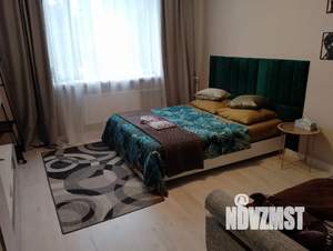 1-к квартира, посуточно, 38м2, 3/3 этаж