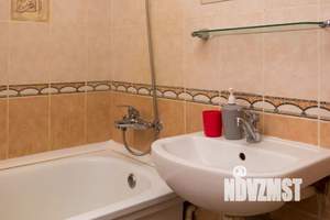 2-к квартира, посуточно, 60м2, 7/12 этаж