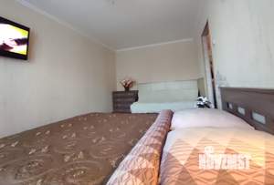 1-к квартира, посуточно, 37м2, 4/9 этаж