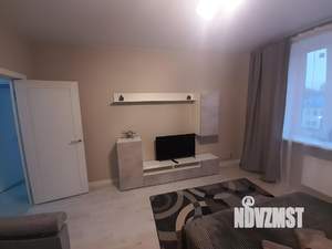 1-к квартира, посуточно, 38м2, 3/3 этаж