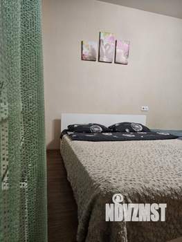 Студия квартира, посуточно, 33м2, 6/15 этаж