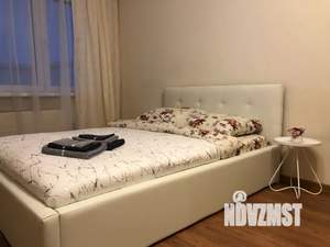 1-к квартира, посуточно, 42м2, 5/10 этаж
