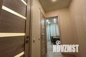 1-к квартира, посуточно, 33м2, 1/9 этаж