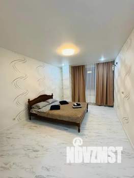 1-к квартира, посуточно, 42м2, 10/17 этаж