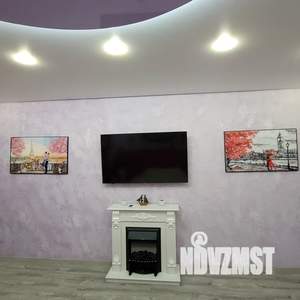 Студия квартира, посуточно, 40м2, 10/11 этаж