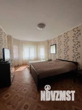 2-к квартира, посуточно, 73м2, 1/10 этаж