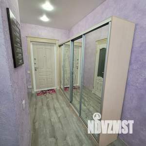 Студия квартира, посуточно, 40м2, 10/11 этаж