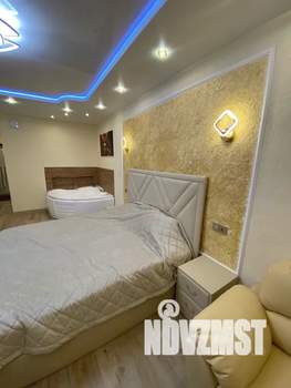 Студия квартира, посуточно, 40м2, 8/13 этаж