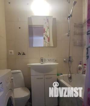 1-к квартира, посуточно, 37м2, 8/9 этаж