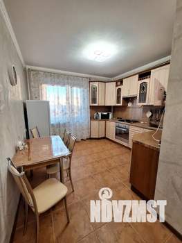 1-к квартира, посуточно, 40м2, 7/10 этаж