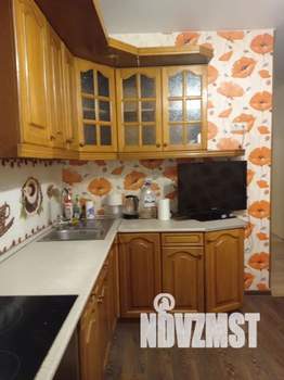 1-к квартира, посуточно, 44м2, 1/3 этаж