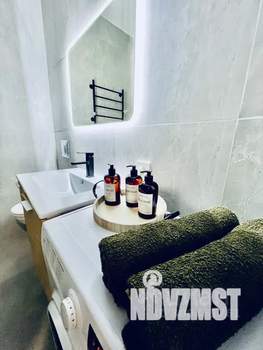 Студия квартира, посуточно, 40м2, 12/17 этаж