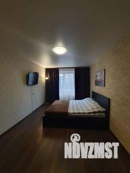 1-к квартира, посуточно, 33м2, 1/9 этаж