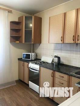 1-к квартира, посуточно, 42м2, 1/1 этаж