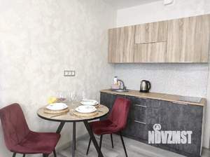 Студия квартира, посуточно, 30м2, 1/17 этаж