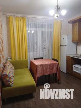 1-к квартира, посуточно, 44м2, 1/3 этаж