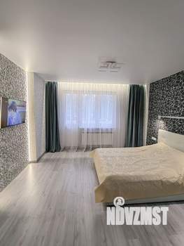 Студия квартира, посуточно, 35м2, 2/9 этаж