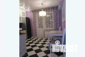 1-к квартира, посуточно, 42м2, 10/10 этаж