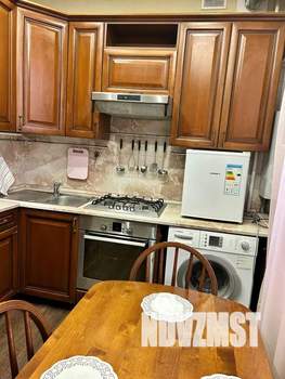 2-к квартира, посуточно, 50м2, 1/3 этаж