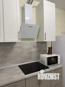 1-к квартира, посуточно, 47м2, 12/17 этаж