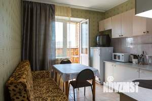 1-к квартира, посуточно, 60м2, 1/1 этаж