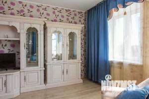 1-к квартира, посуточно, 60м2, 1/1 этаж