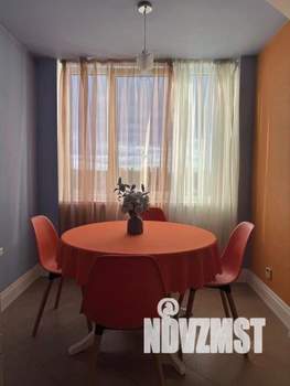 3-к квартира, посуточно, 90м2, 1/1 этаж