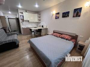 Студия квартира, посуточно, 35м2, 7/10 этаж
