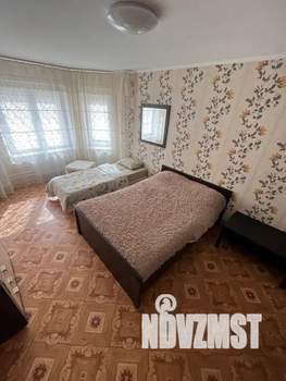 2-к квартира, посуточно, 73м2, 1/10 этаж