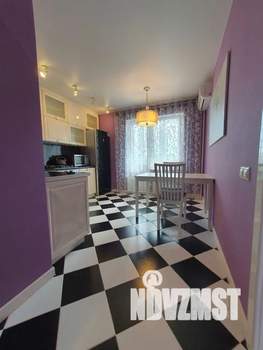 1-к квартира, посуточно, 42м2, 10/10 этаж