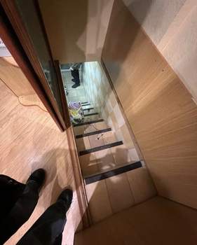 2-к квартира, вторичка, 44м2, 1/4 этаж