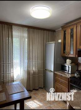 2-к квартира, вторичка, 53м2, 3/5 этаж