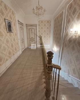 3-к квартира, вторичка, 100м2, 2/3 этаж