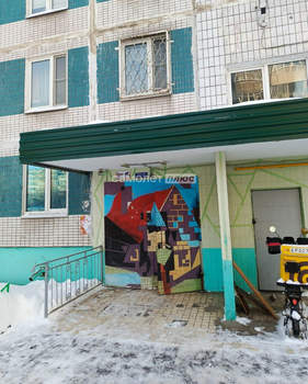 4-к квартира, вторичка, 63м2, 8/9 этаж