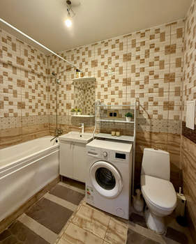 2-к квартира, вторичка, 55м2, 1/17 этаж