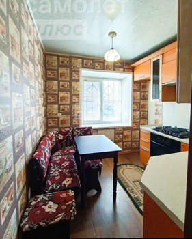 2-к квартира, вторичка, 42м2, 1/5 этаж