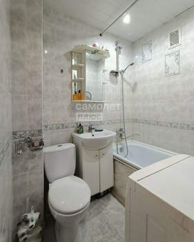 3-к квартира, вторичка, 57м2, 5/5 этаж