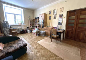 4-к квартира, вторичка, 95м2, 2/4 этаж