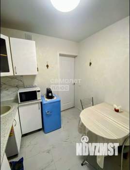 2-к квартира, вторичка, 32м2, 1/4 этаж